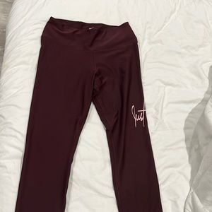 Womens small Nike DRI fit leggings